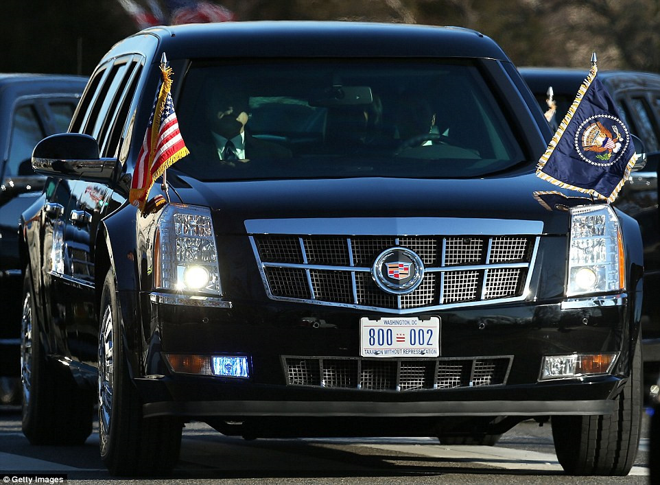 'Quái thú' của ông Trump và Obama khác nhau như thế nào?