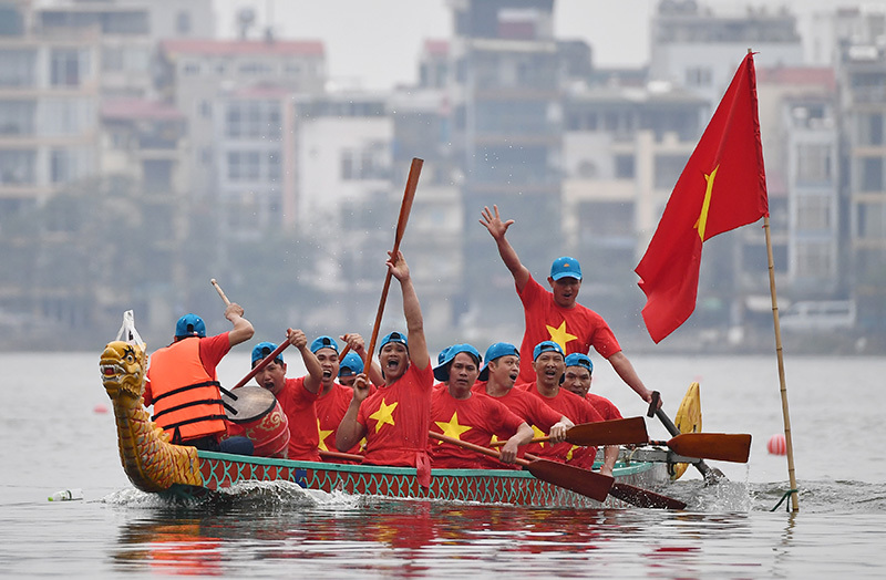 Tưng bừng lễ hội Bơi chải Thuyền rồng Hà Nội mở rộng 2019