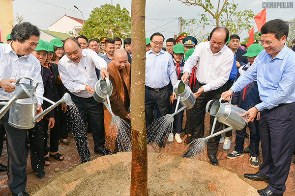 Thủ tướng mong mỗi gia đình trồng một cây, tạo nét đẹp mới của Hà thành