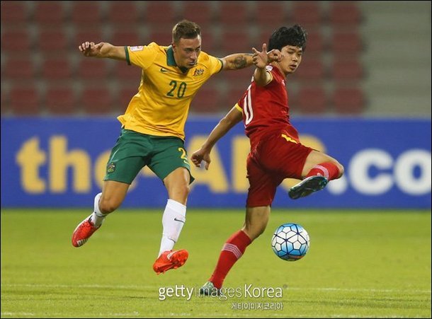 Công Phượng và cảnh báo từ K-League: Hãy học Park Ji Sung!