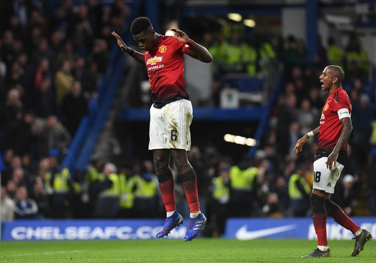 Chelsea 0-2 MU: Herrera và Pogba lập công (Hiệp 2)