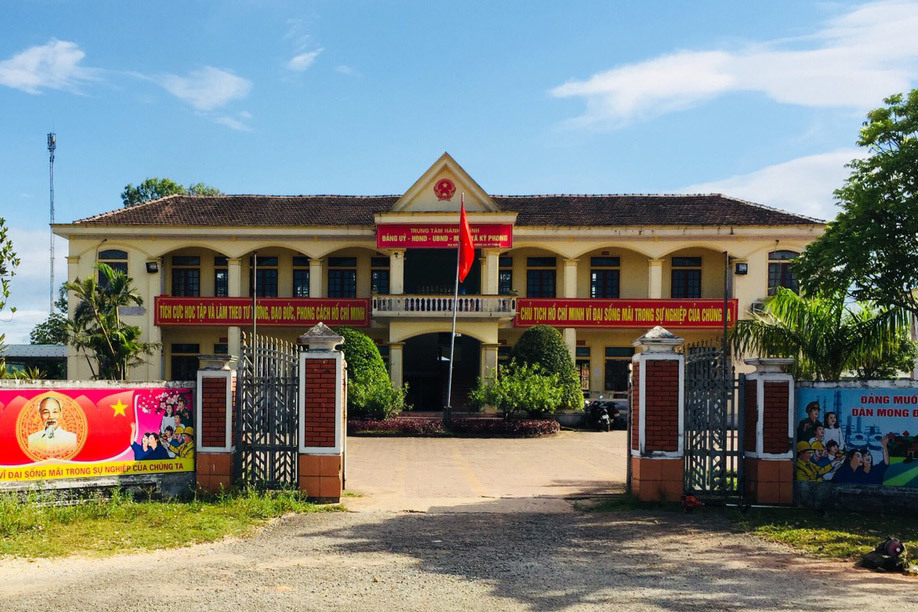 Công chức tư pháp xã ở Hà Tĩnh bị bắt trên chiếu bạc