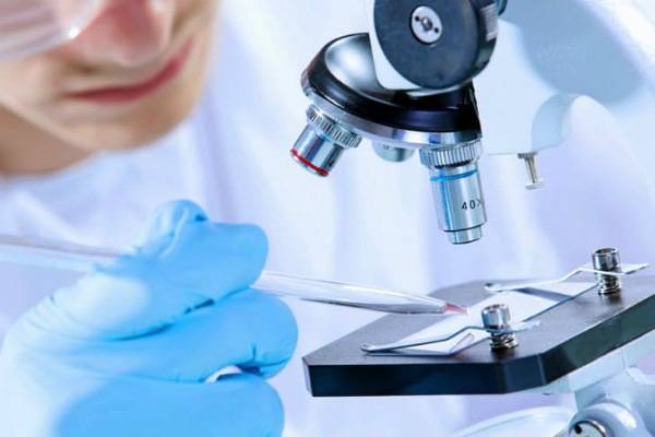 Chuyện động trời phía sau phòng khám ADN