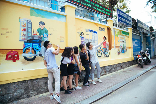 Grab làm đẹp đô thị, giảm ùn tắc với nghệ thuật