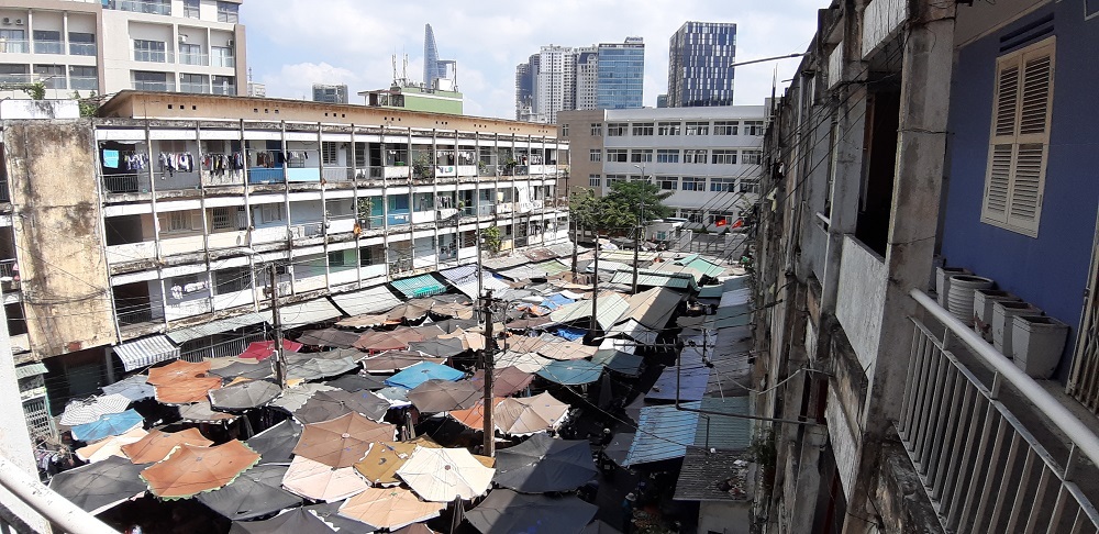 Đêm ngủ với 'thần chết', quay quắt lo ngày mai