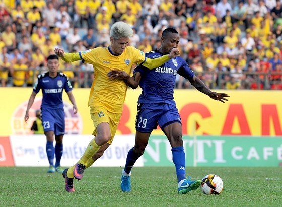 Thanh Hóa và Bình Dương cưa điểm ở trận khai màn V-League