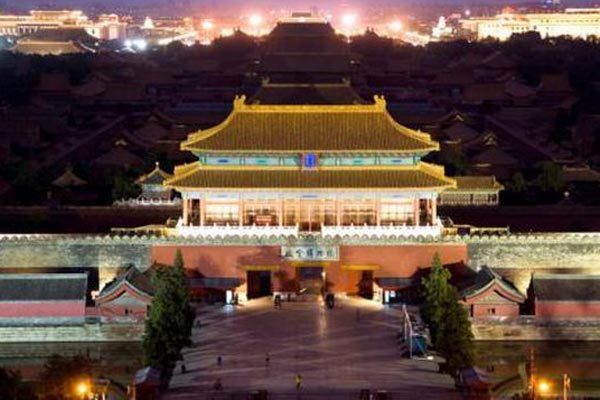Vì sao Tử Cấm Thành bất ngờ mở cửa ban đêm?