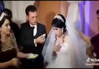 Cô dâu ăn tát vì trêu đùa chú rể trong đám cưới