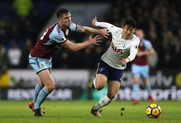 Lịch thi đấu bóng đá hôm nay 23/2