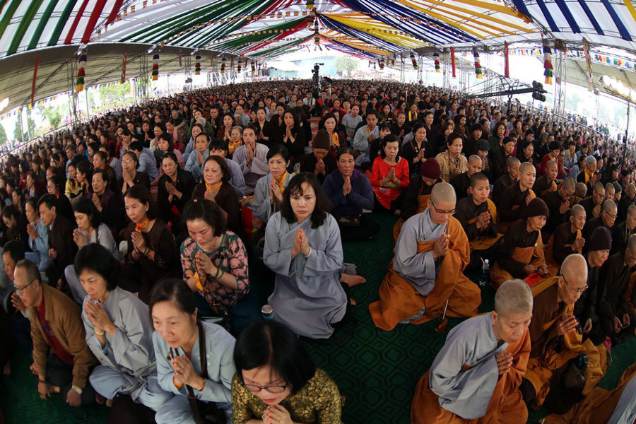 Hàng ngàn người dự lễ Hợp long cầu Đại lạc Kim Cương Mandala ở Tây Thiên