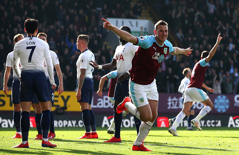 Harry Kane tái xuất, Tottenham vẫn thua sốc Burnley