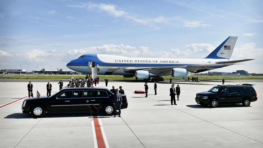 Chi phí hàng triệu USD cho mỗi chuyến công du của Air Force One