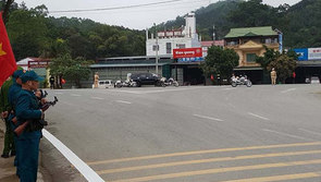 Cấm phương tiện đi qua hơn 1km đường vào ga Đồng Đăng