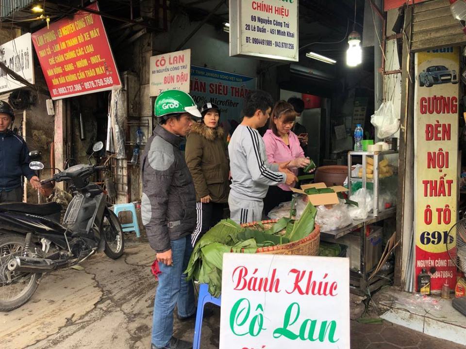 Bánh Khúc Cô Lan Phục Vụ Hàng Nghìn Suất Ăn Cho Các Nhà Báo Quốc Tế