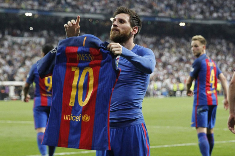Biến ác mộng thành sự thực tế cùng Messi. Đừng bỏ qua những hình ảnh đích thực về ngôi sao bóng đá này, và đắm chìm trong những khoảnh khắc tuyệt vời Niềm hy vọng sẽ luôn ở bên bạn.