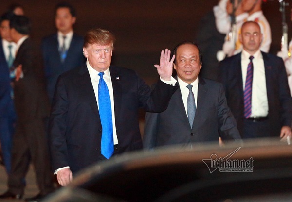 Tổng thống Trump nói về Việt Nam, gọi ông Kim là 'bạn'