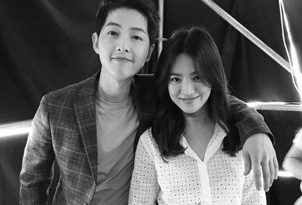 Song Joong Ki bị bắt quả tang ngoại tình với bạn của Song Hye Kyo?