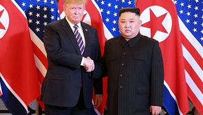 Truyền thông Triều Tiên nói gì về ngày đầu thượng đỉnh Trump - Kim?