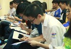 Tai nghe tư vấn thi THPT quốc gia, mắt tập trung giải đề
