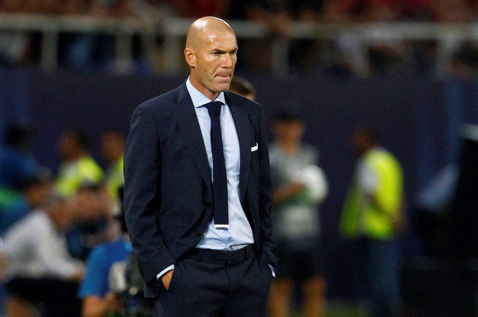 Không hành động sớm, Chelsea sẽ tuột mất Zidane