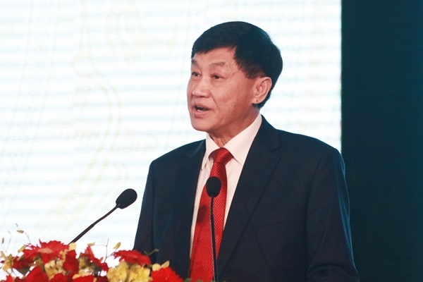 Bố chồng Hà Tăng: 10 tỷ USD vào Việt Nam, mang đến lại mang về