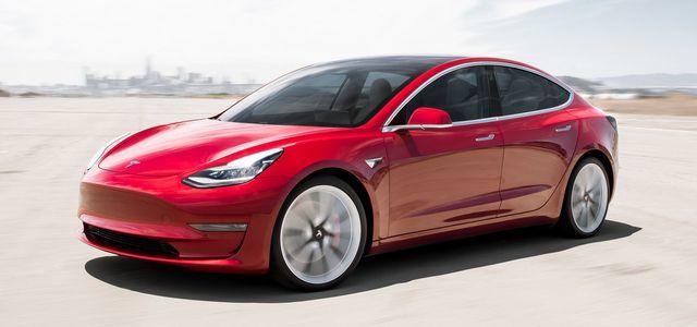 Xe Tesla giá 