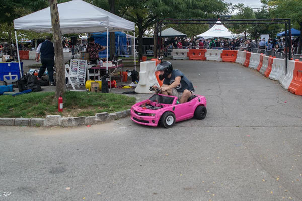 Những cuộc đua ô tô độc nhất vô nhị trên thế giới