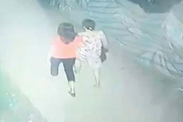 Tin pháp luật số 147: Người đàn bà quyên sinh sau khi bạn bị sát hại