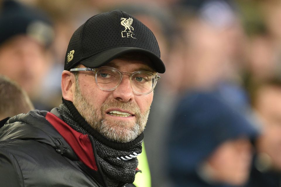 Liverpool vuột mất ngôi đầu, Jurgen Klopp đổ tại do... gió