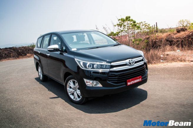 Xe Innova siêu tiết kiệm chỉ hơn 500 triệu đồng ở Ấn Độ