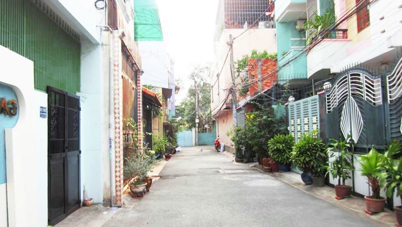 'Độc chiêu' buôn nhà cũ, nát ở Sài thành