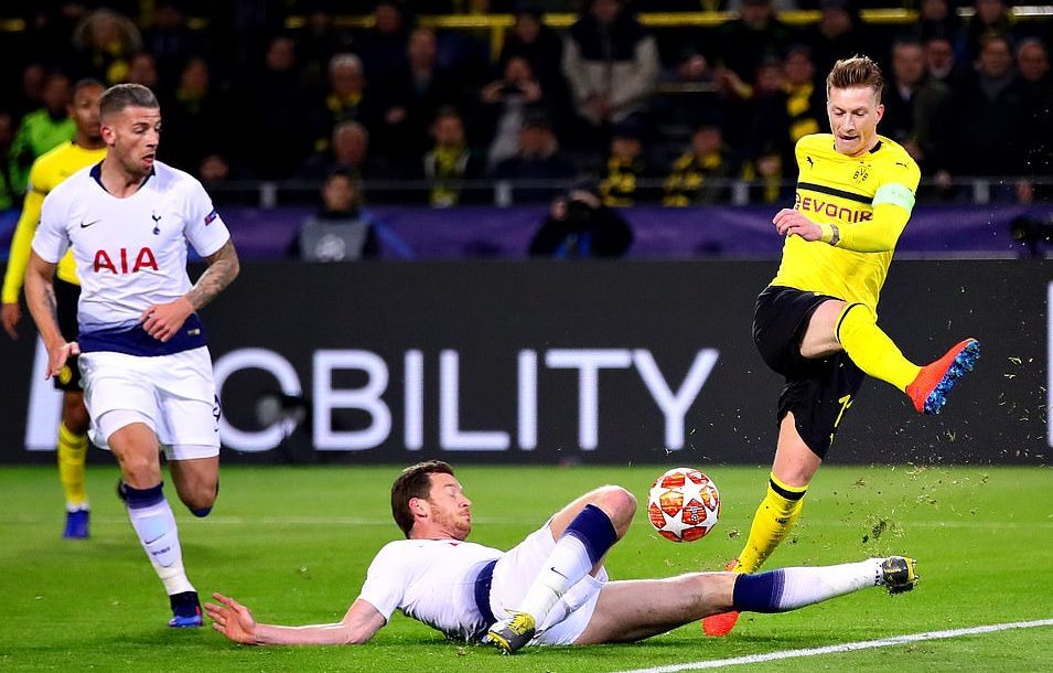 Harry Kane lập công, Tottenham bay vào tứ kết cúp C1
