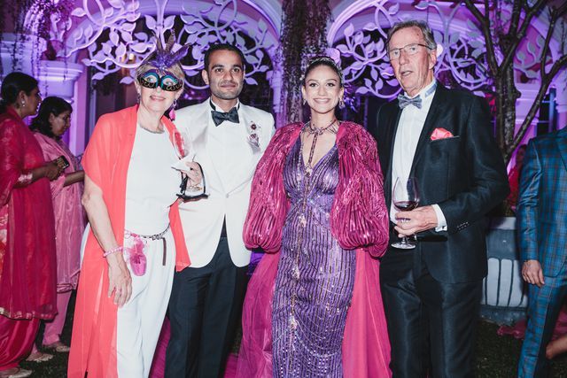 Cặp đôi tỷ phú Ấn Độ lộng lẫy cùng các khách mời đại gia vào đêm tiệc "Pink Party" đầu tiên ở Phú Quốc (+video) Can-canh-khach-san-ty-phu-an-do-to-chuc-dam-cuoi-o-phu-quoc-8