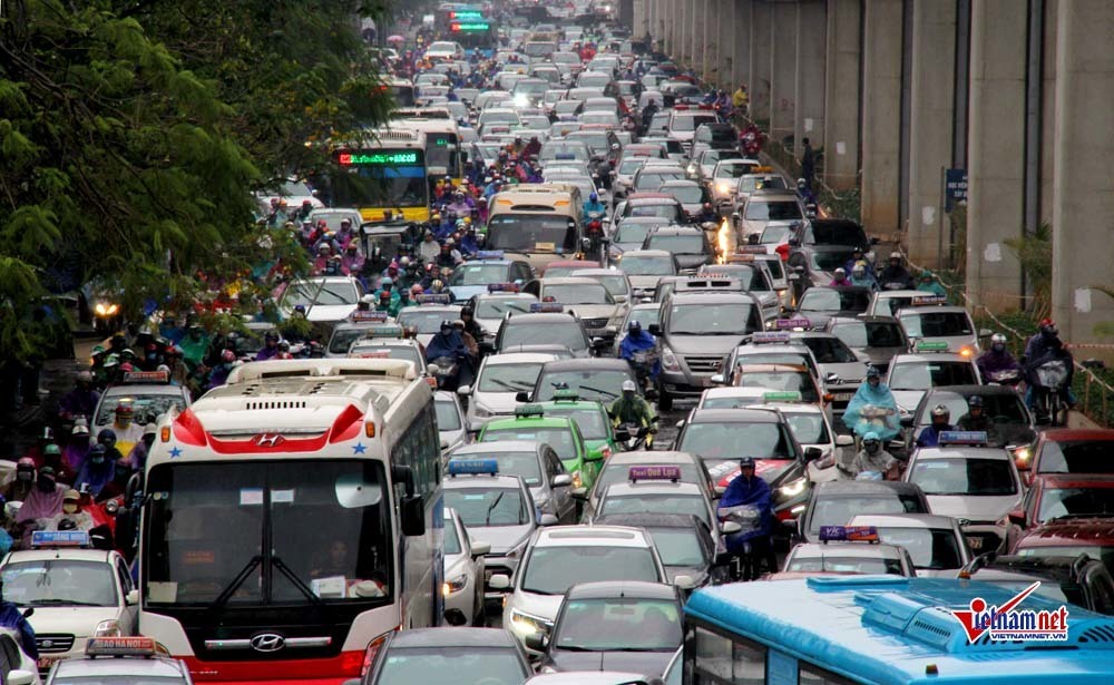 Nản với giao thông Hà Nội, khách thuê văn phòng ‘tháo chạy’ khỏi trung tâm