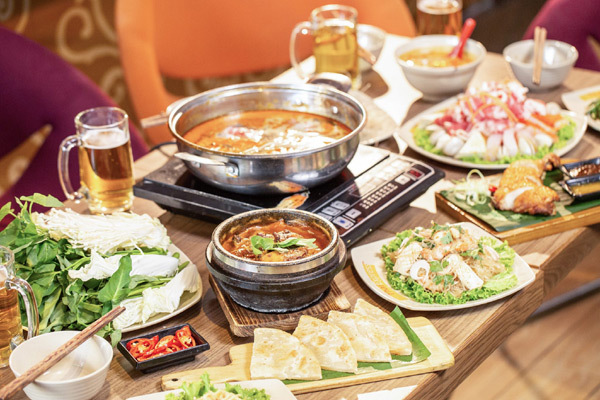 Khám phá ẩm thực châu Á giữa lòng Hà Nội