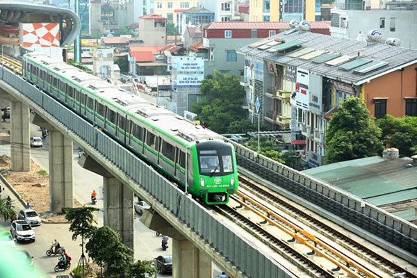 Thỏa thích đi miễn phí nửa tháng tàu trên cao Cát Linh - Hà Đông