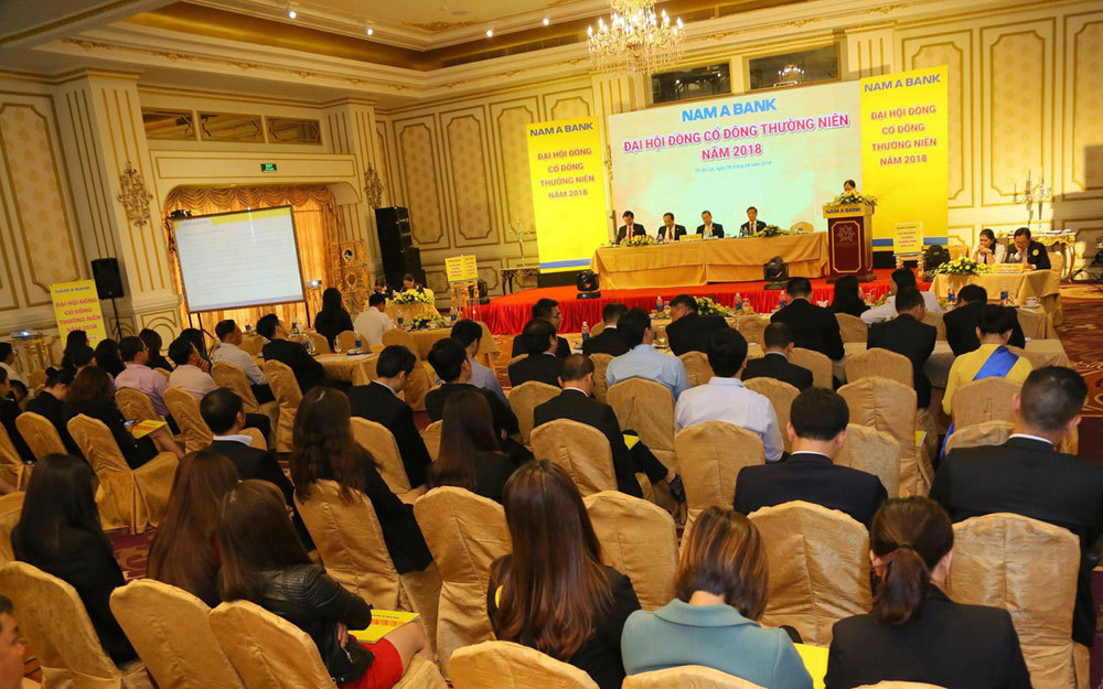 Xôn xao thông tin chiếm đoạt 30.000 tỷ nhà đại gia Tư Hường