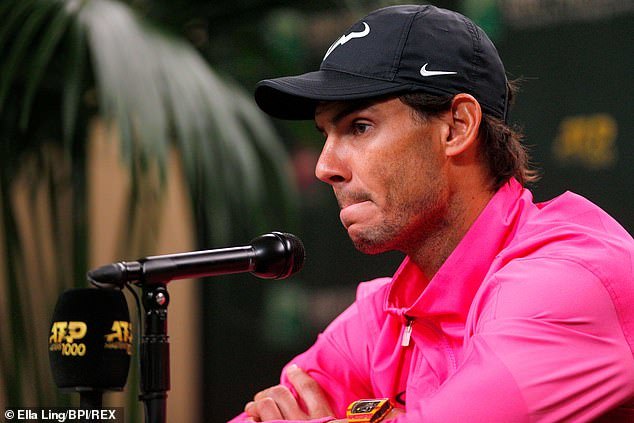 Nadal 'dâng' vé chung kết Indian Wells cho Federer