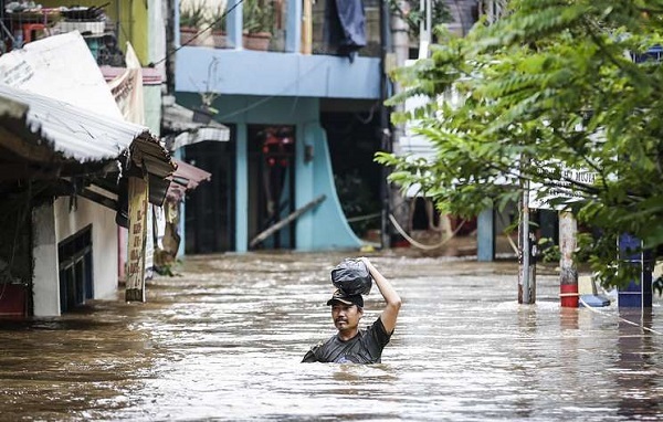 Lũ quét tấn công Indonesia, vô số người thiệt mạng