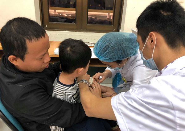 Tăng lên 209 trẻ nhiễm sán lợn, Bắc Ninh chi tiền tỉ xét nghiệm