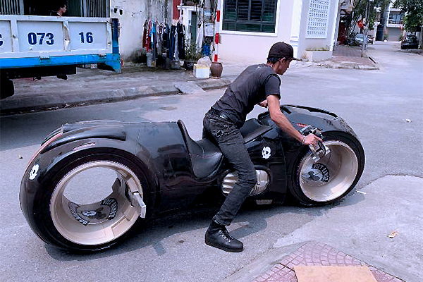 Khả năng đặc biệt của siêu mô tô 2,7 tỷ Đức