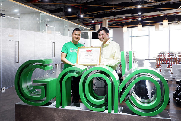 Grab dành hơn 13 tỷ đồng hỗ trợ cộng đồng