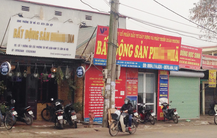Cơn náo loạn bên đại lộ Thăng Long: Những kẻ liều mạng ôm 'bom'