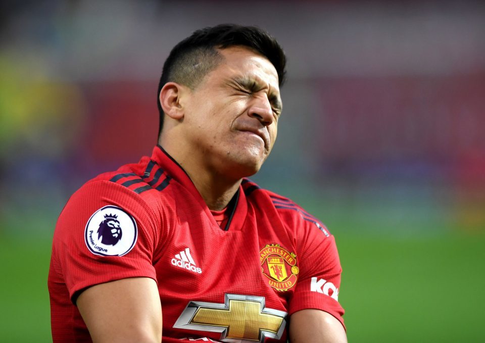 Juventus giải cứu Sanchez khỏi MU, Milan chiêu mộ Richarlison
