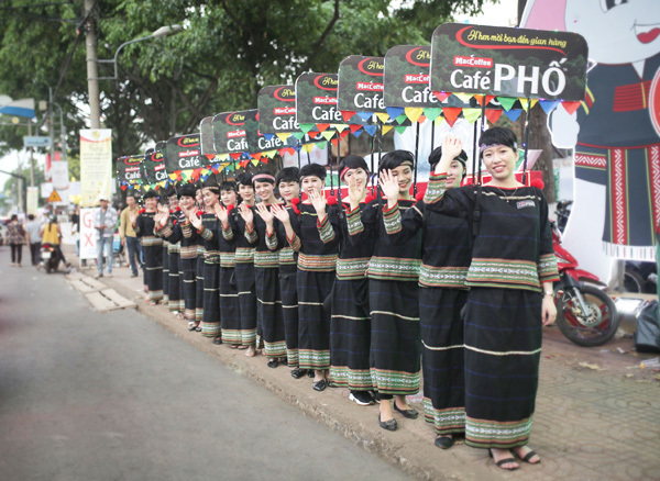 H'Hen Niê và Café PHỐ khuấy động Lễ hội Cà phê 2019