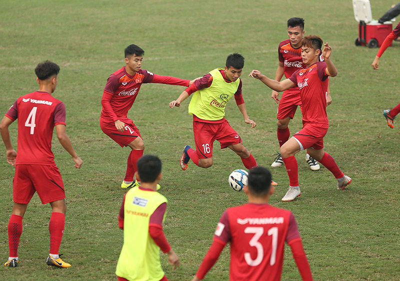 Vòng loại U23 châu Á: 'U23 Viêt Nam có thầy Park thì lo gì'