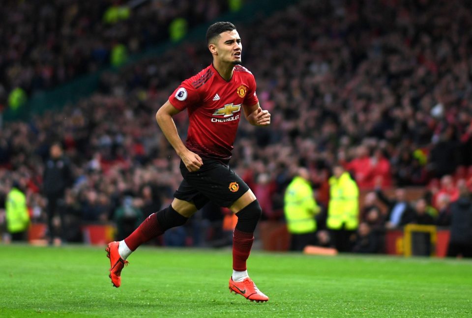 MU quyết trói chân