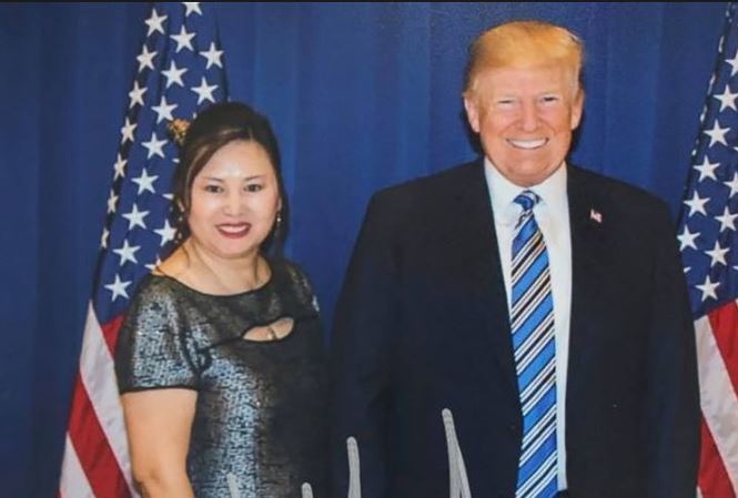 'Dính đến ông Trump', chủ chuỗi massage bị đề nghị điều tra