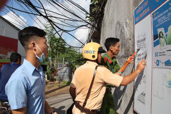 Vay 10 triệu làm đám tang chồng: Giang hồ siết nợ cướp cả miếng đất