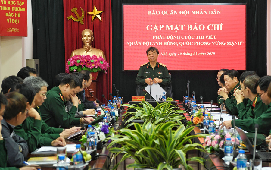 Phát động cuộc thi viết về 'Quân đội anh hùng, quốc phòng vững mạnh'